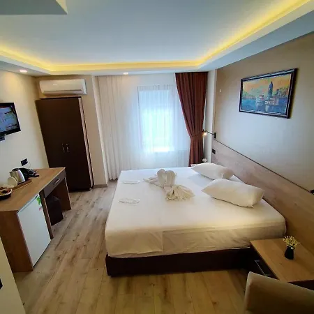 Palmiye Royale Palace Hotel