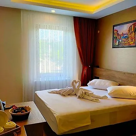 Hotel Palmiye Royale Palace 3*