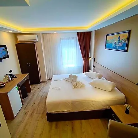 Palmiye Royale Palace 3*